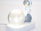 Astronot Ledli Küre 
